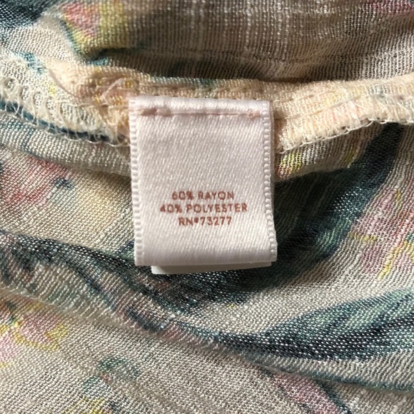 Lauren Conrad Split Open Back Floral Top - Picture 8 of 9